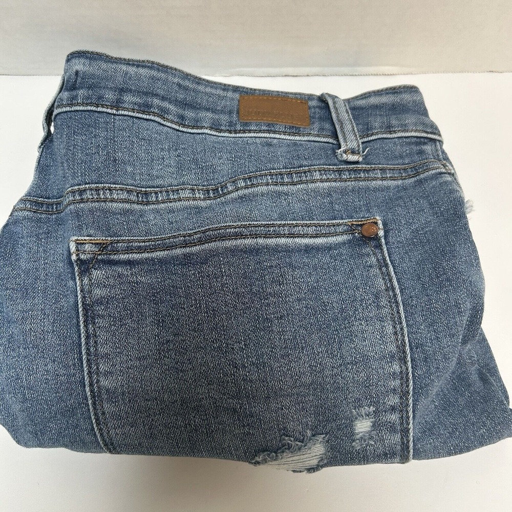Judy Blue Patch Side Slit Denim Jean Shorts Distressed Size 3XL Style #150122